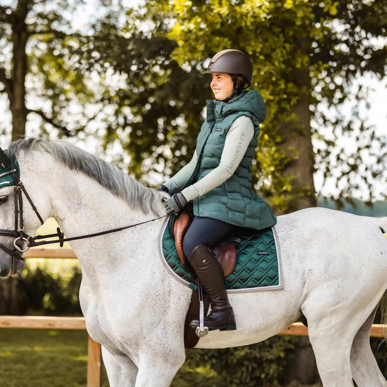 B Vertigo Evolve Jumping Pad With Anti Slip Padding - Jungle Green 4 B Vertigo Evolve Jumping Pad With Anti Slip Padding - Jungle Green - Image 2