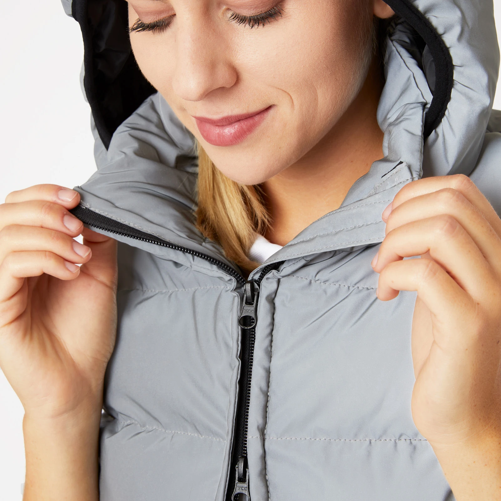 Horze Womens Reflective Padded Vest - Reflective Silver 6 Horze Womens Reflective Padded Vest - Reflective Silver - Image 4