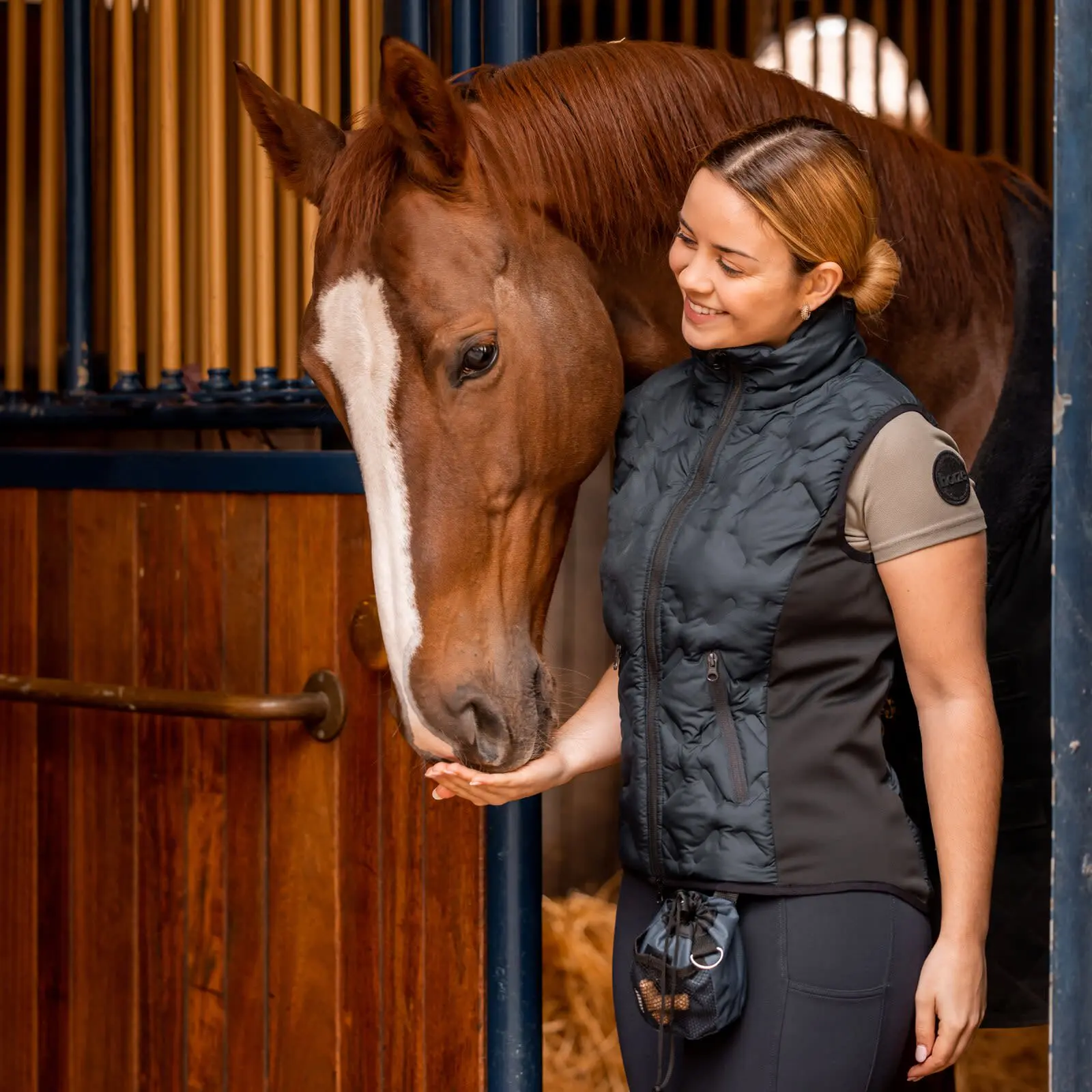 Horze Shelly Womens Vest - Dark Navy 6 Horze Shelly Womens Vest - Dark Navy - Image 4