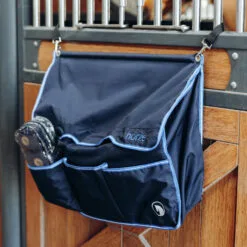Horze Ella Grooming Bag - Peacoat Dark Blue -Equinavia Shop 2909edf2 1759 4c8b b767 ef0eafc0204a44138 PDB 5e0d2f322c107452e7a167e5e0785fa7f1fdea8b