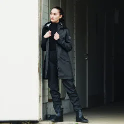 Horze Billie Womens Rain Jacket - Black -Equinavia Shop 2dc30b99 1036 4d90 a9e9 6d1fff5c92d033435 BL 02242e444fc2d6981630e83ec2ed8478a8f43f4e