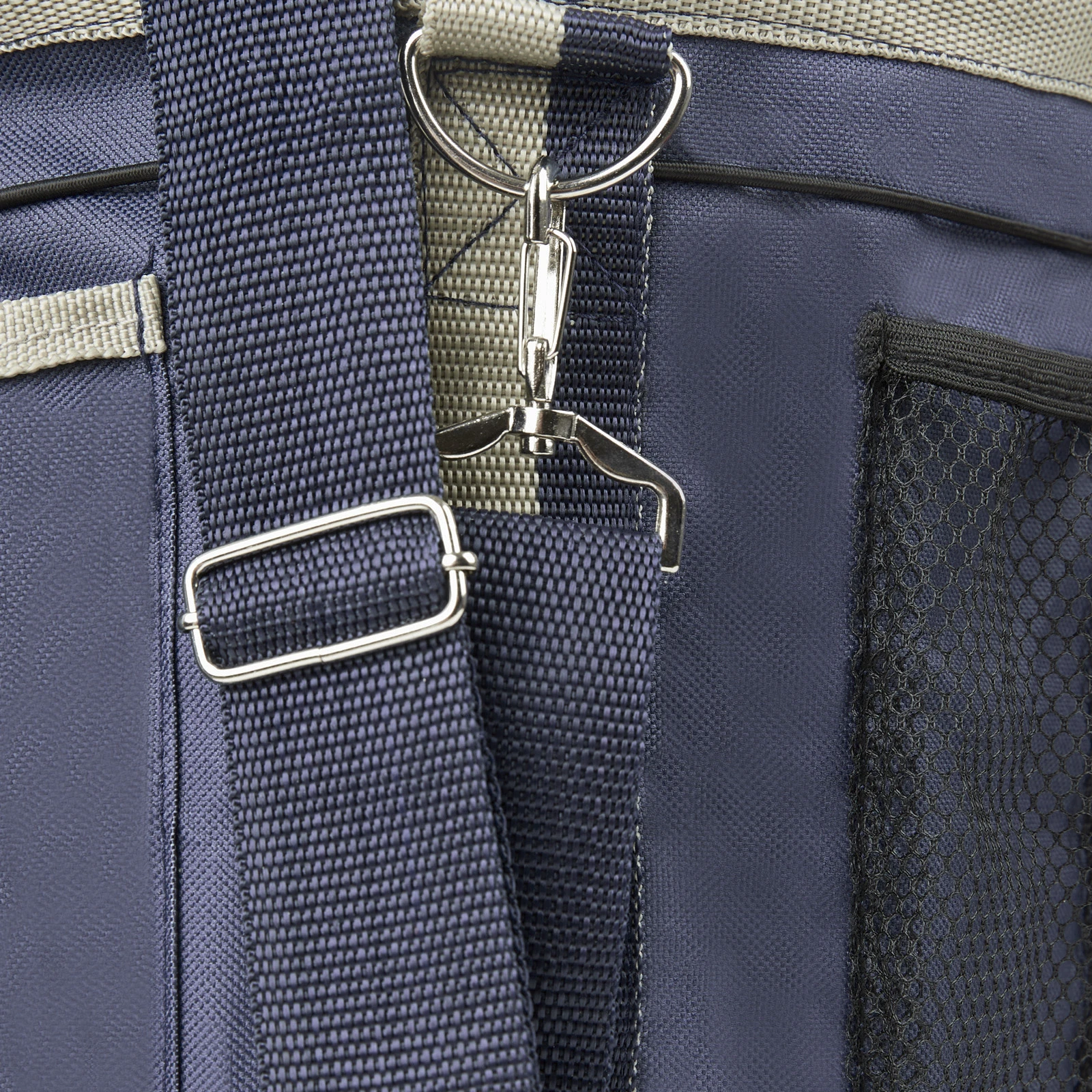 Horze Sandnes Grooming Bag - Dark Navy 4 Horze Sandnes Grooming Bag - Dark Navy - Image 2