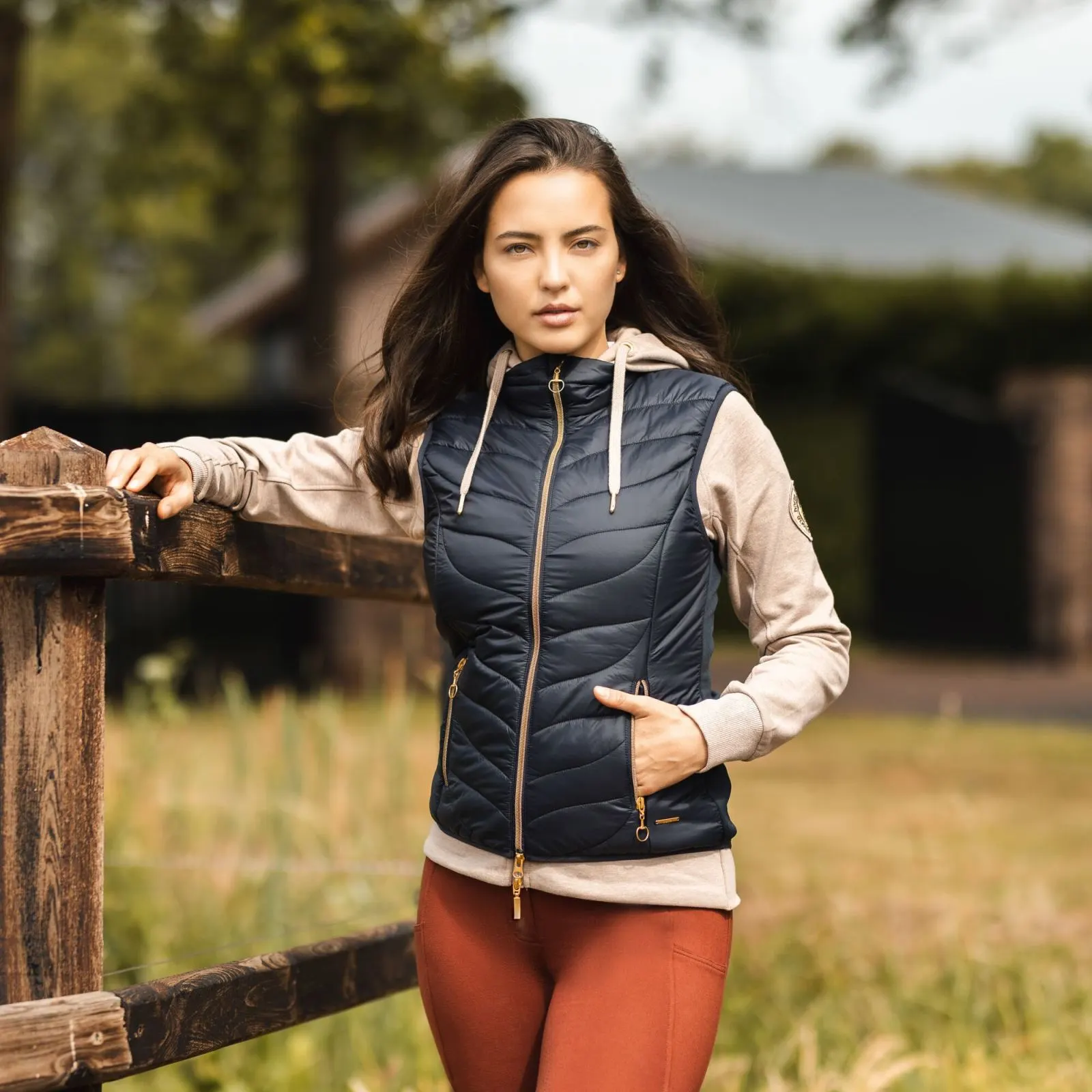 Horze Shannon Womens Light Padded Vest - Dark Navy 5 Horze Shannon Womens Light Padded Vest - Dark Navy - Image 3