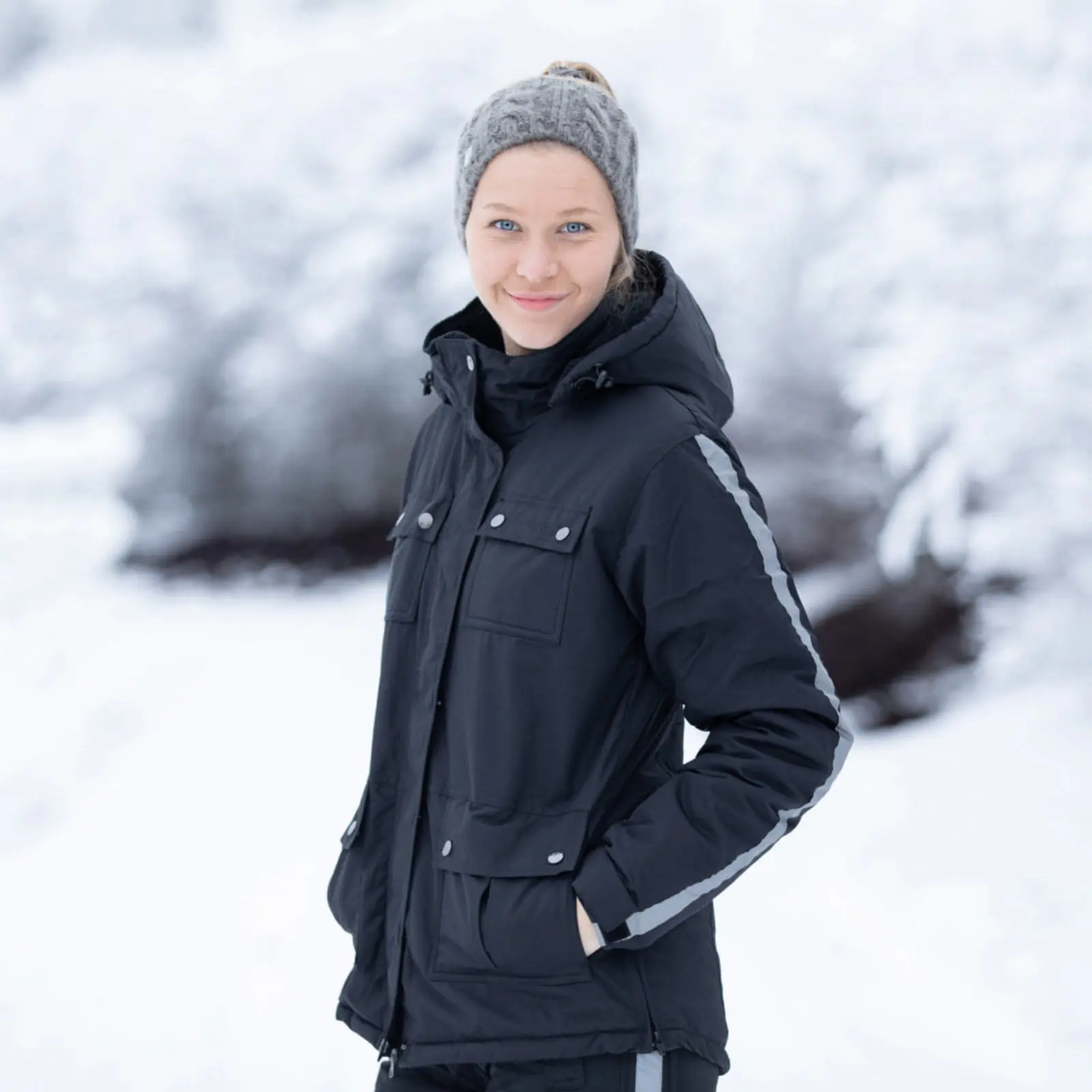 Horze Womens WinterRider Jacket - Black 9 Horze Womens WinterRider Jacket - Black - Image 7