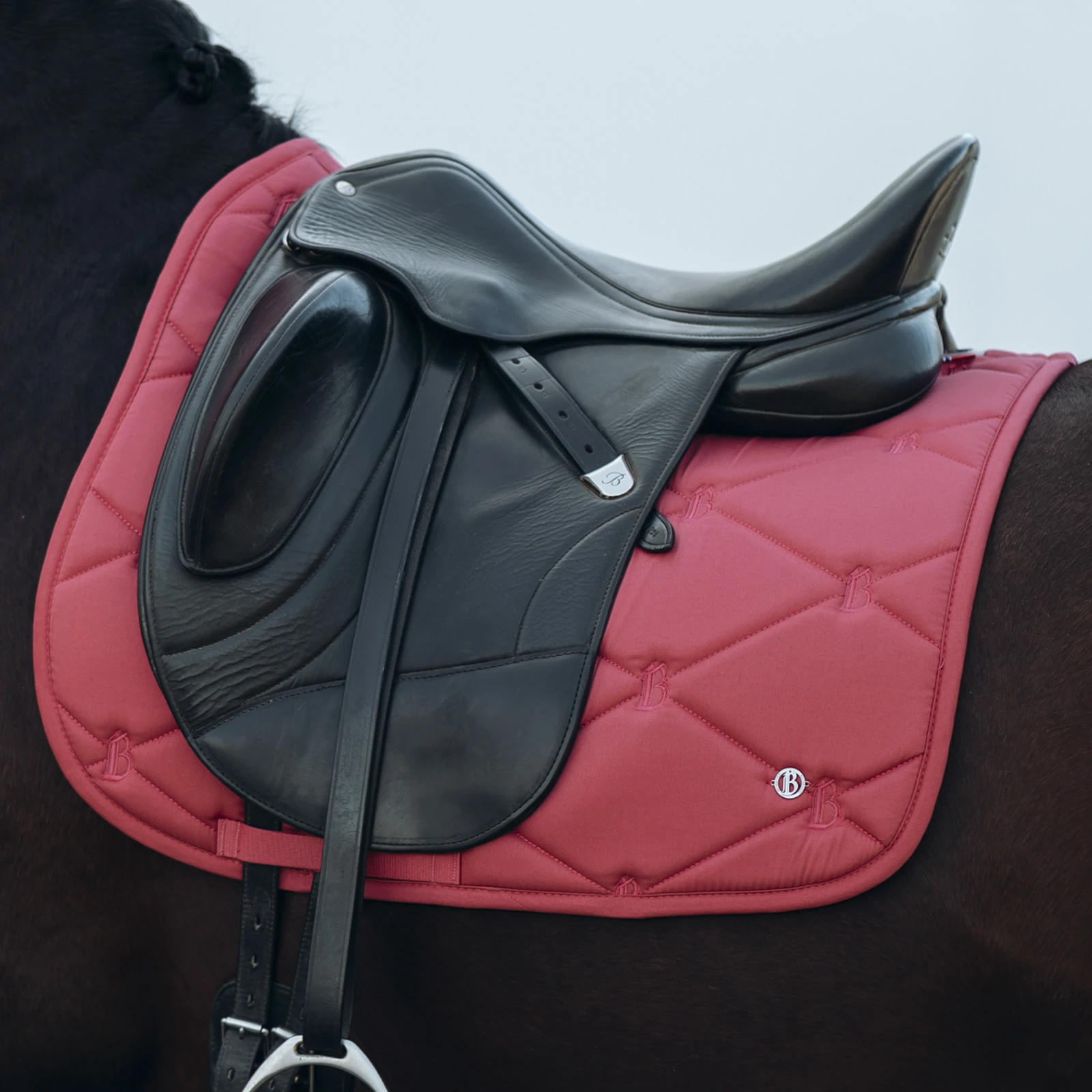 B Vertigo Laurel Quick Dry Dressage Saddle Pad - Mineral Red 8 B Vertigo Laurel Quick Dry Dressage Saddle Pad - Mineral Red - Image 6