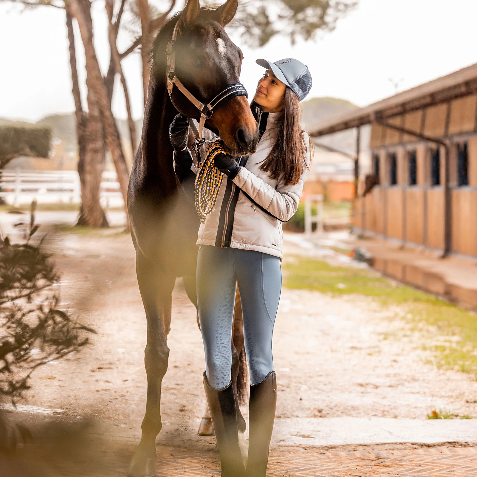 Horze Cameron Womens Hybrid Jacket - Harbour Mist 10 Horze Cameron Womens Hybrid Jacket - Harbour Mist - Image 8