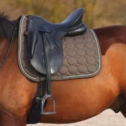 Horze Marquess Dressage Saddle Pad - Burnt Olive -Equinavia Shop 6a106819 2e08 4797 a235 53388e7a5fcc17354 BOGR cc619e07eebf181fc2dd29c3f185bf68161a4d7c