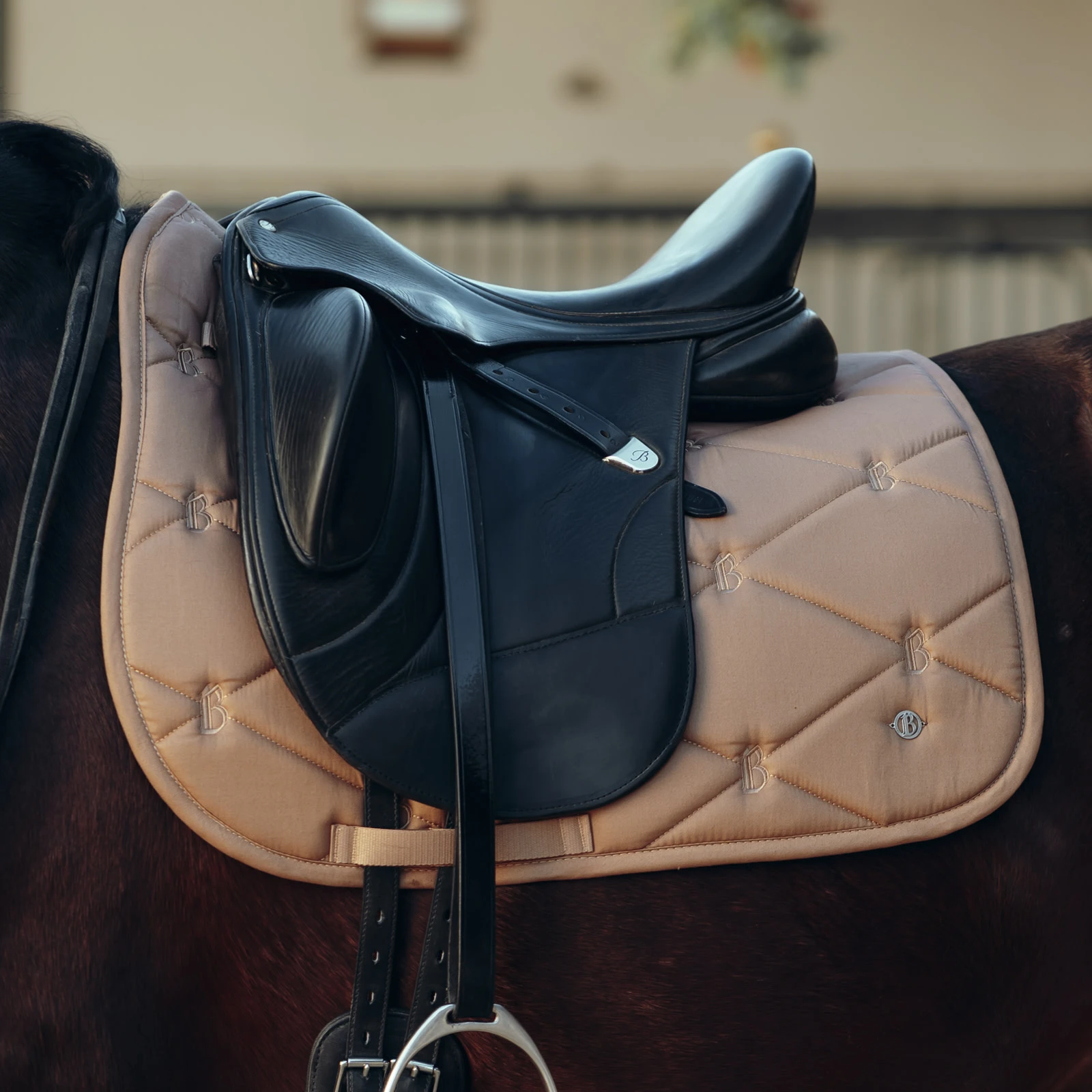 B Vertigo Laurel Quick Dry Dressage Saddle Pad - Tiger's Eye Brown 6 B Vertigo Laurel Quick Dry Dressage Saddle Pad - Tiger's Eye Brown - Image 4