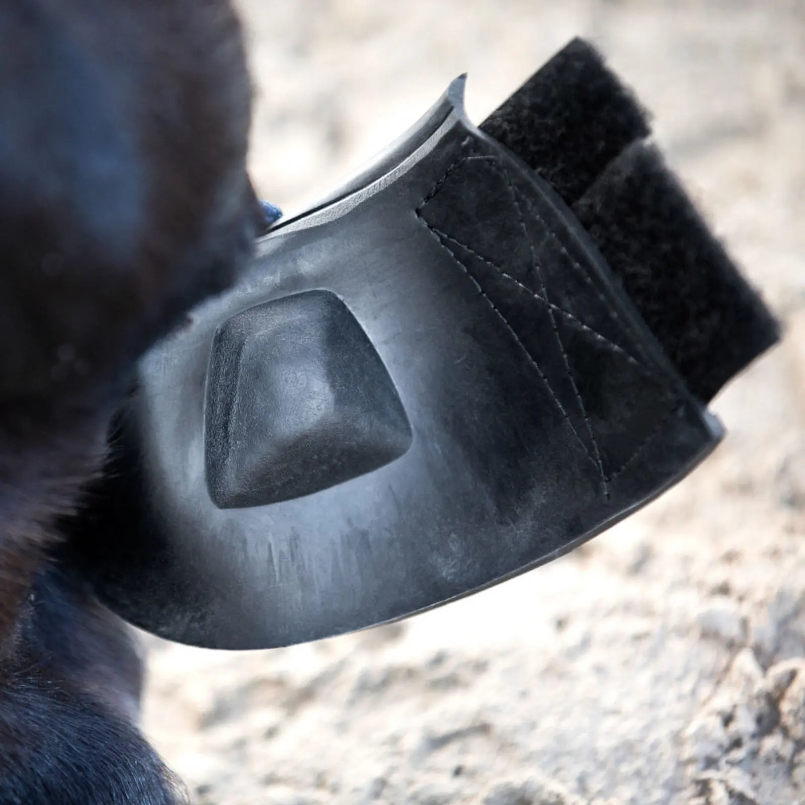 Horze No Turn Heavy Duty Bell Boots - Black 16 Horze No Turn Heavy Duty Bell Boots - Black - Image 14