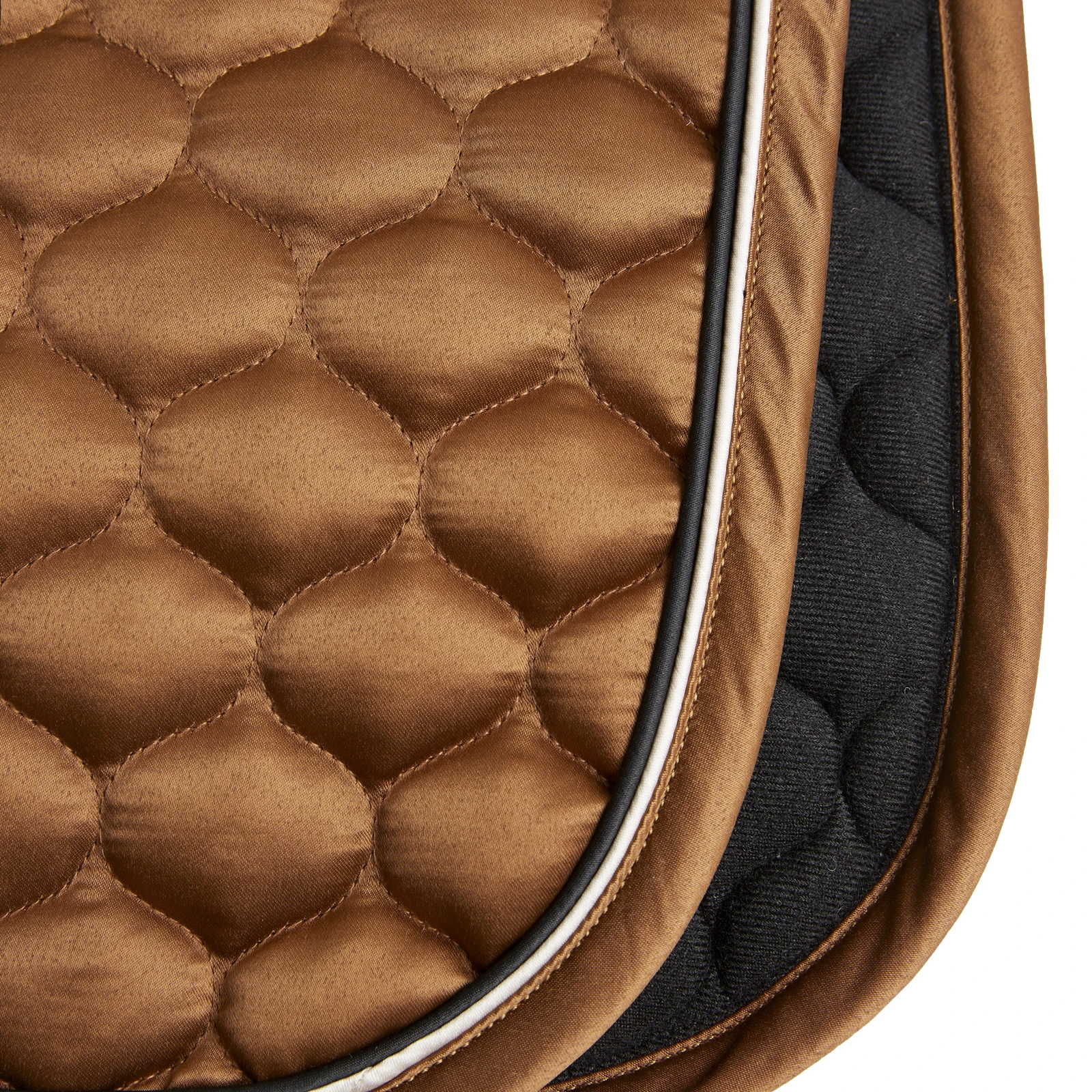 Horze Sandnes Dressage Saddle Pad - Caramel Cafe 6 Horze Sandnes Dressage Saddle Pad - Caramel Cafe - Image 4