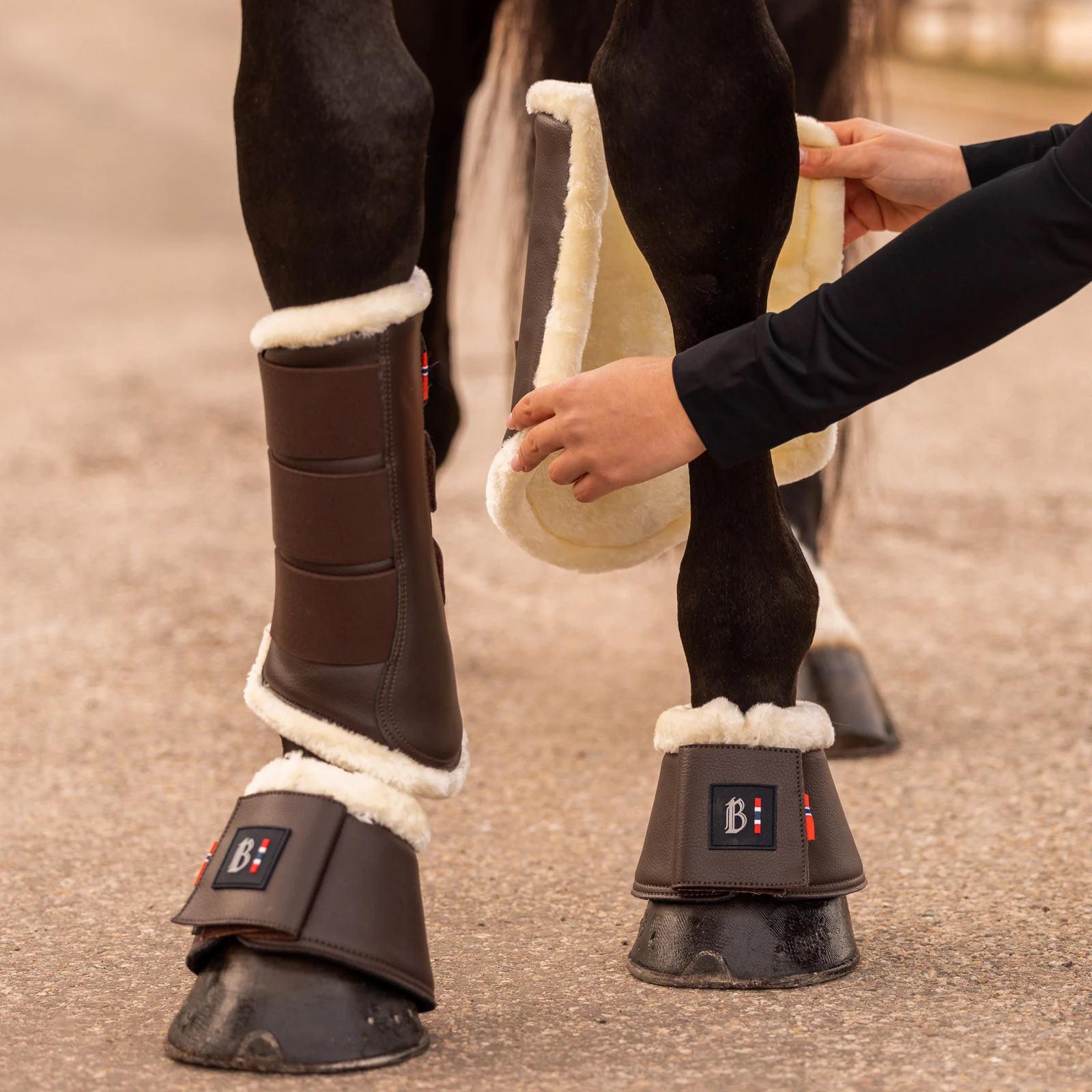 B Vertigo Wellington Fleece Lined Brushing Boots - Black 11 B Vertigo Wellington Fleece Lined Brushing Boots - Black - Image 9