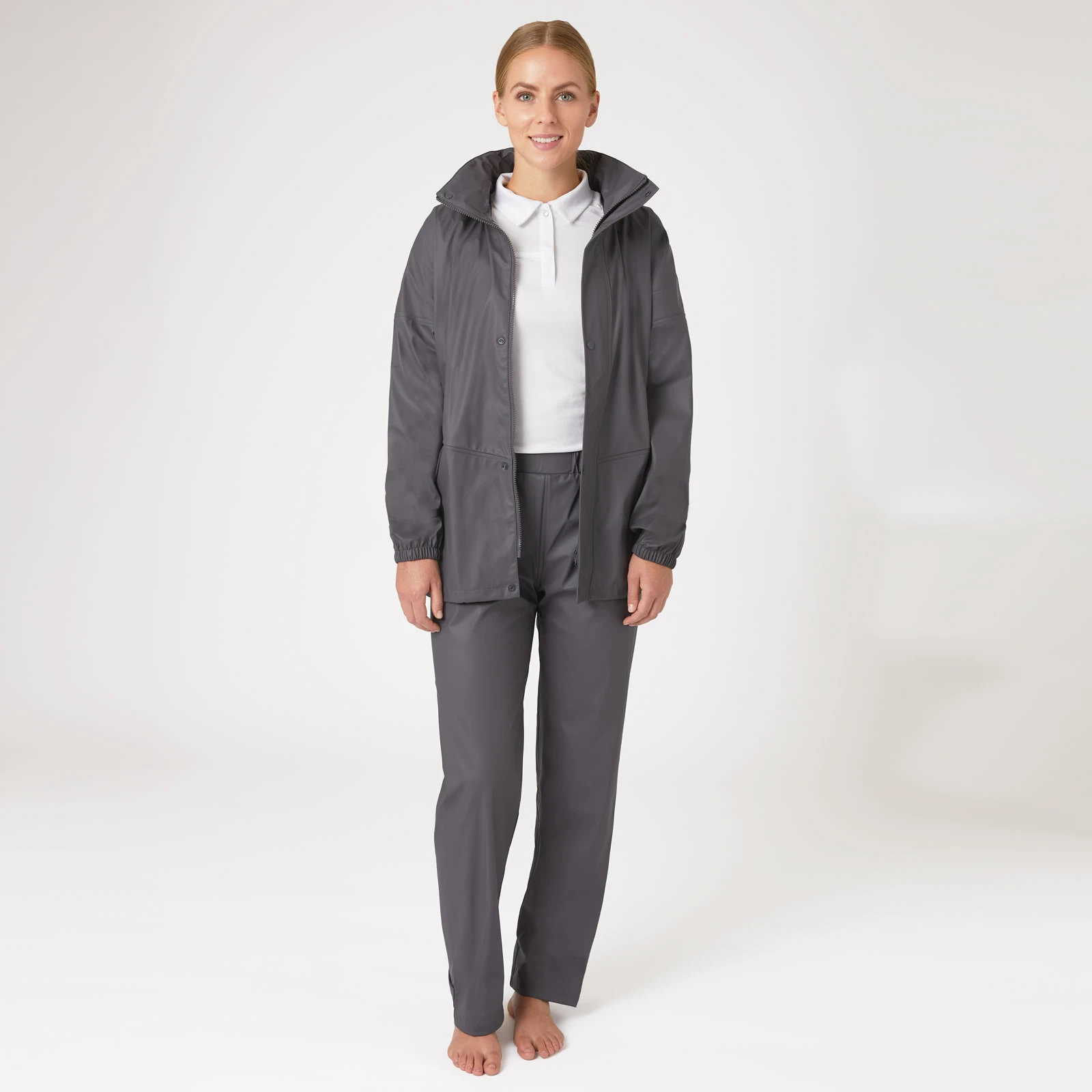 Horze Rory Womens Waterproof Riding Rain Jacket & Pants Set - Blackened Pearl 5 Horze Rory Womens Waterproof Riding Rain Jacket & Pants Set - Blackened Pearl - Image 3