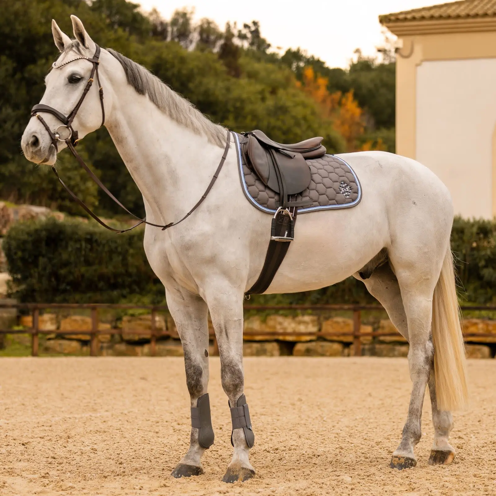 Horze Arizona Double Corded All Purpose Saddle Pad - Smoked Pearl Grey 5 Horze Arizona Double Corded All Purpose Saddle Pad - Smoked Pearl Grey - Image 3