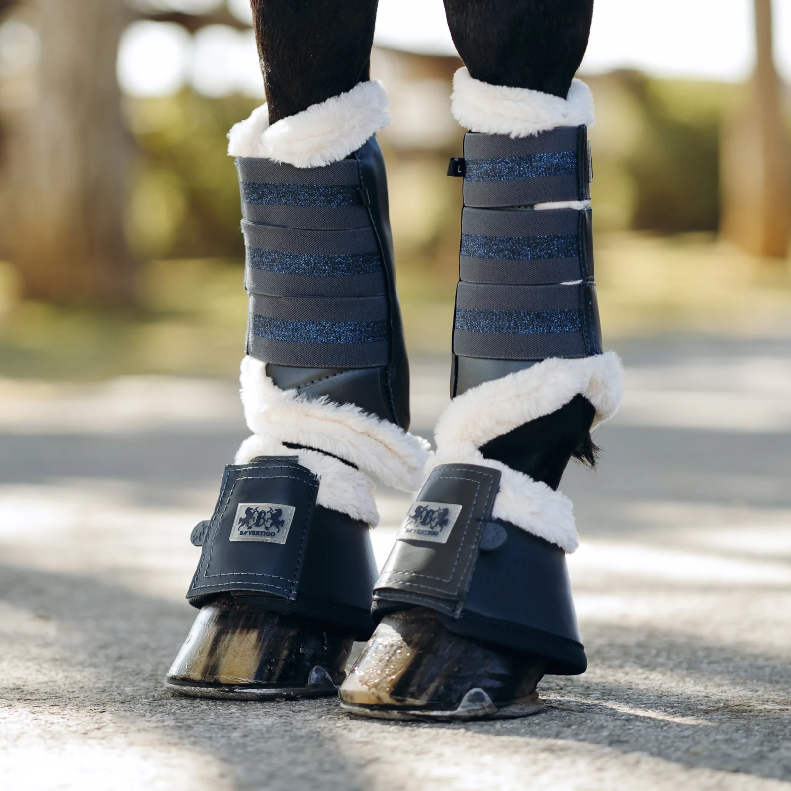 B Vertigo Drew Fleece Lined Brushing Boots - Dark Navy 7 B Vertigo Drew Fleece Lined Brushing Boots - Dark Navy - Image 5