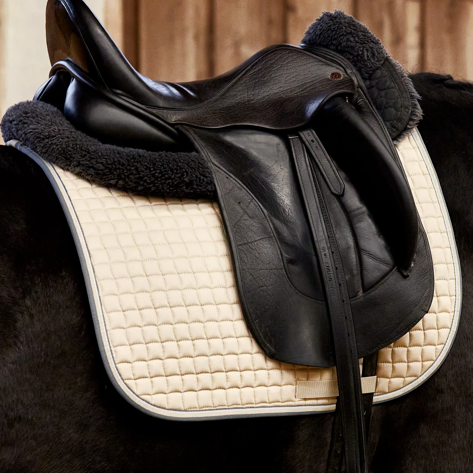 Horze Adepto All Purpose Saddle Pad - Safari Brown 8 Horze Adepto All Purpose Saddle Pad - Safari Brown - Image 6