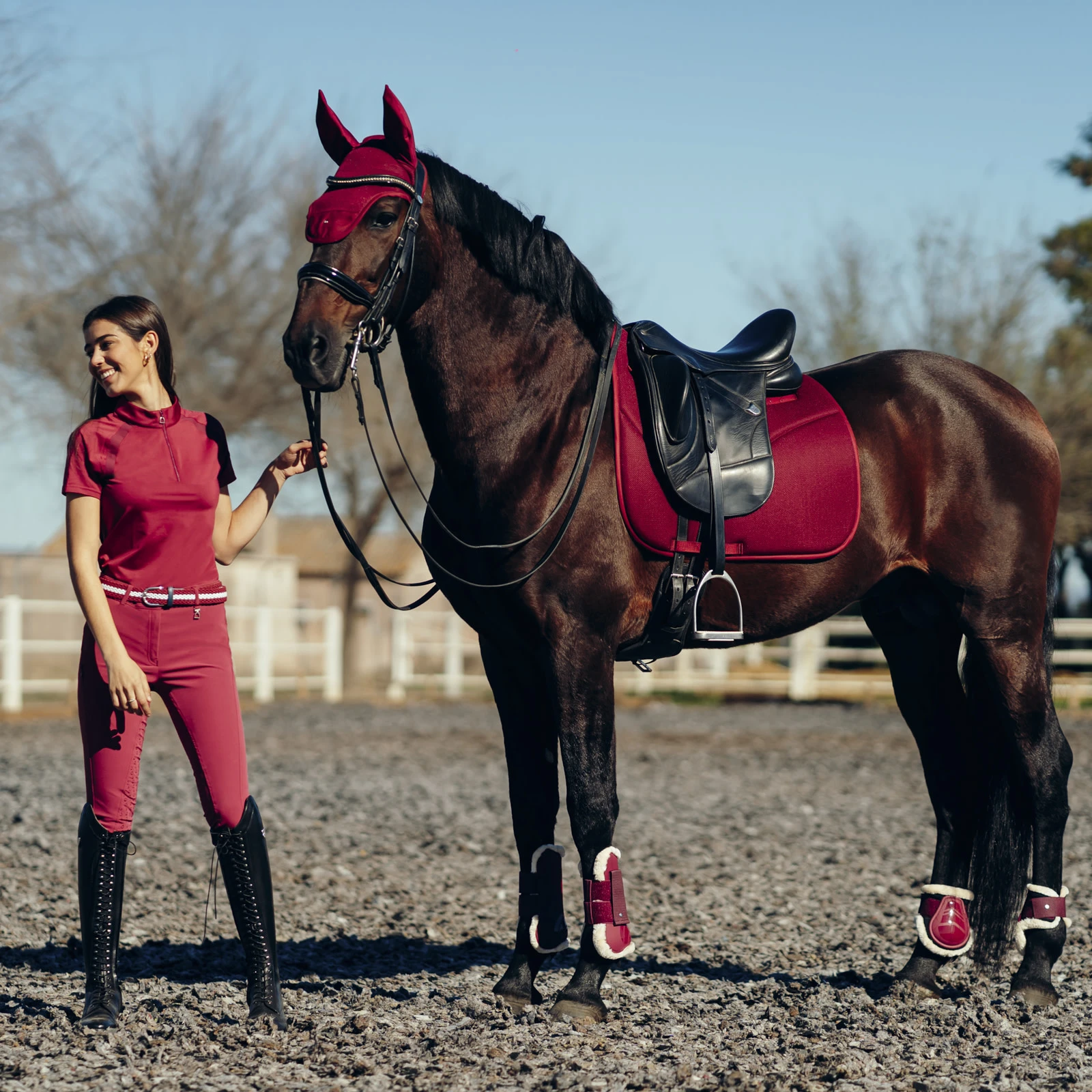 Horze Phoenix Dressage Saddle Pad - Anemone Dark Pink 6 Horze Phoenix Dressage Saddle Pad - Anemone Dark Pink - Image 4
