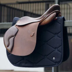 B Vertigo Laurel All Purpose Saddle Pad - Dark Navy -Equinavia Shop d7388ff6 86f3 4759 8109 091884d27b0217380 VDB 2331d6722dd3de2ae425cdf83579b23bc7f124c8