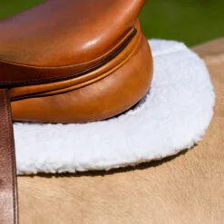 Horze Fur Half Pad - Grey -Equinavia Shop e1986b57 d446 4e62 bc05 bc1f91bc716d17606 G 89d71523035c21f392fcc7ac47fbe55d62d48630