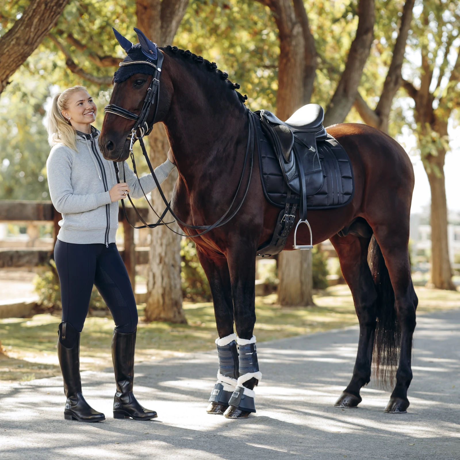 B Vertigo Drew Fleece Lined Brushing Boots - Dark Navy 9 B Vertigo Drew Fleece Lined Brushing Boots - Dark Navy - Image 7