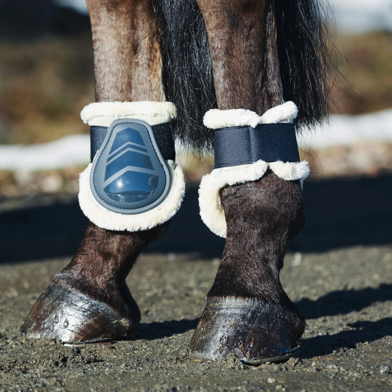Horze Caliber Fleece Hind Fetlock Boots - Dark Navy 6 Horze Caliber Fleece Hind Fetlock Boots - Dark Navy - Image 4