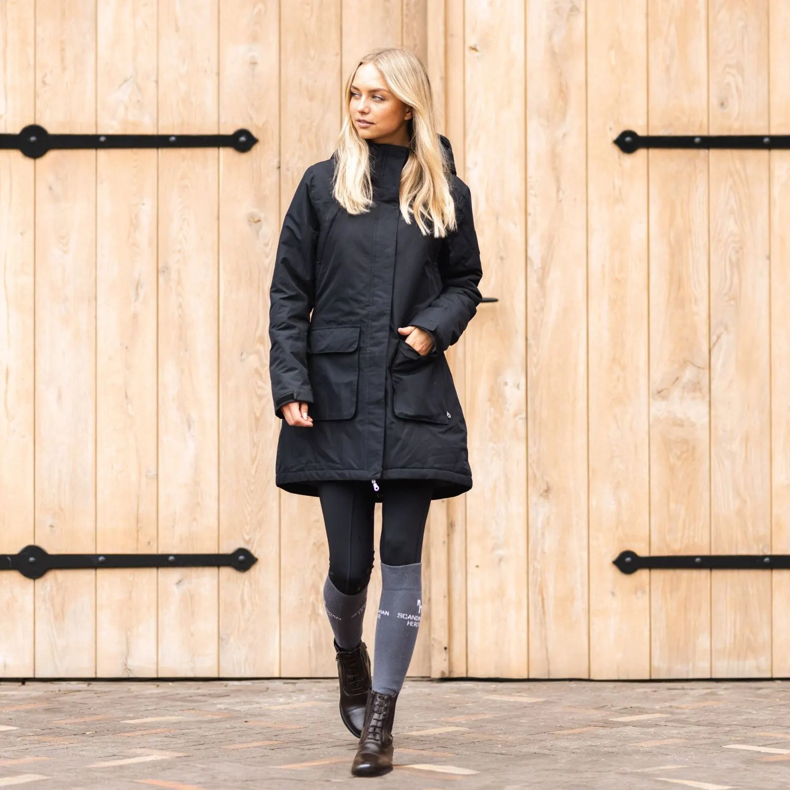 Horze Julia Womens Waterproof Parka Jacket - Caviar Black 8 Horze Julia Womens Waterproof Parka Jacket - Caviar Black - Image 6