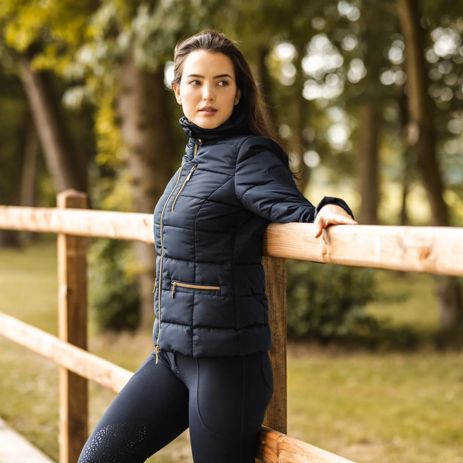 Horze Kiara Womens Padded Jacket - Dark Navy 6 Horze Kiara Womens Padded Jacket - Dark Navy - Image 4