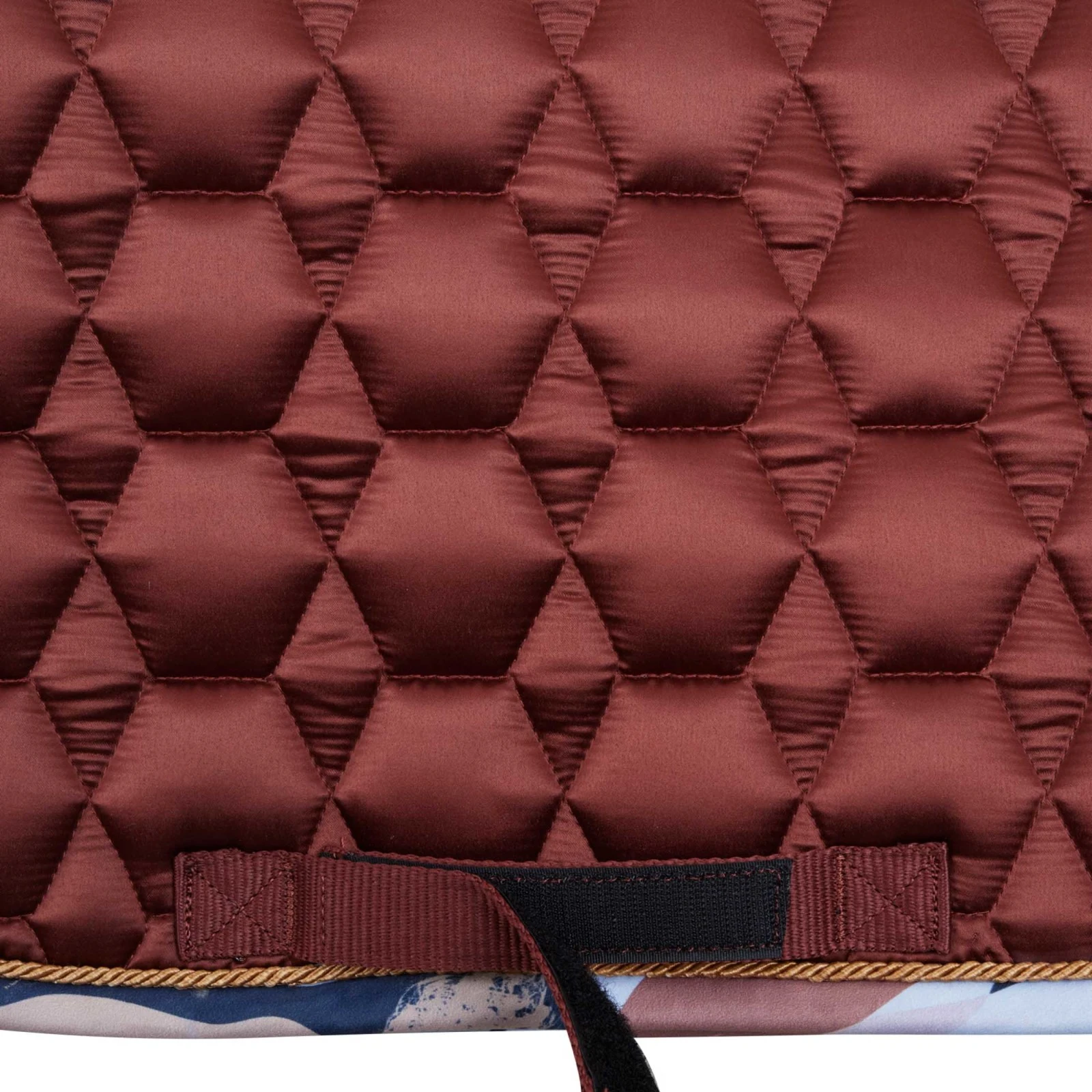 Horze Terrazzo Grip Tech Dressage Saddle Pad - Smoked Paprika 8 Horze Terrazzo Grip Tech Dressage Saddle Pad - Smoked Paprika - Image 6